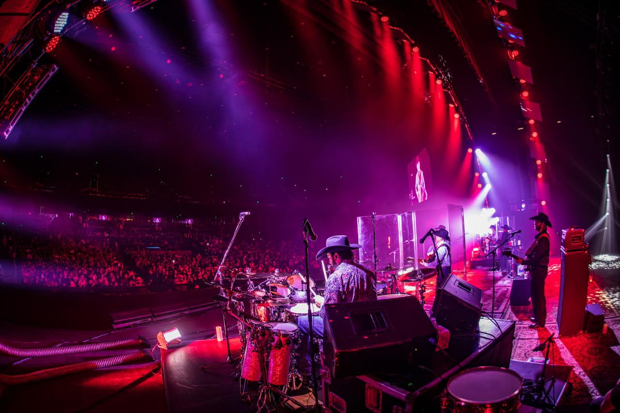 Audience at a Intocable concert